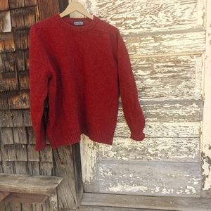 Charming Raspberry Colored Wool Sweater